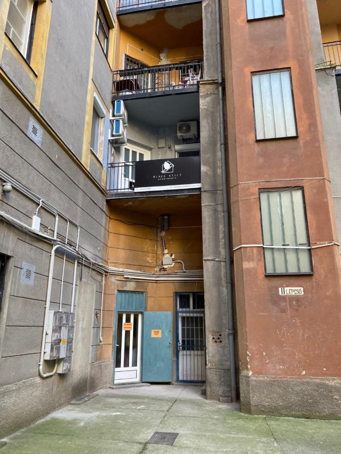 Black Stilt Apartments B1 Debrecen Exterior photo